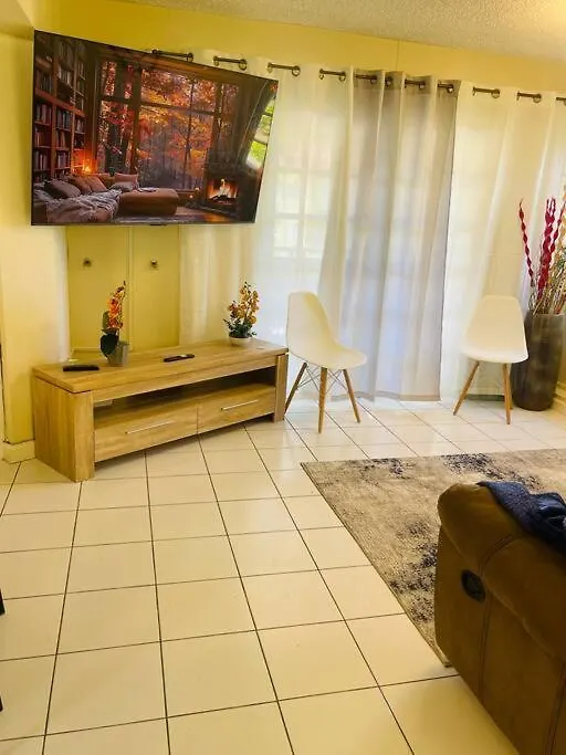 شقة Ocho Rios Retreat